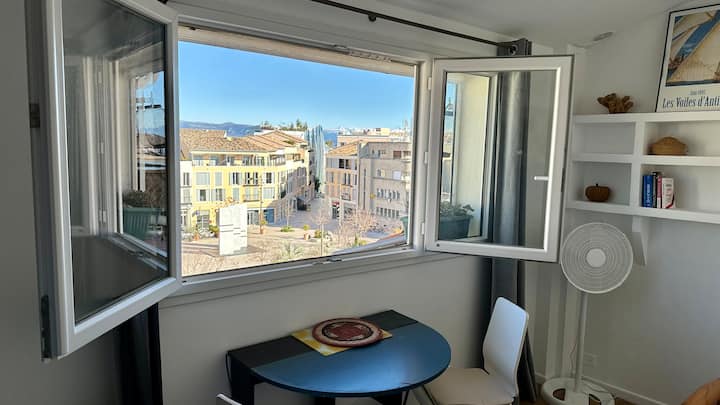 Studio au cœur du Vieil Antibes — aperçu 1